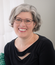 Book an Appointment with Elizabeth Stapleton for Lactation Consulting