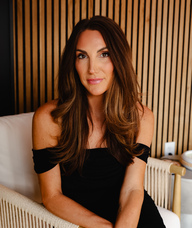 Book an Appointment with Tori Bohlander for VI Original Peel