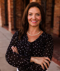 Book an Appointment with Dr. Miranda (Mandi) Ramsey for Chiropractic