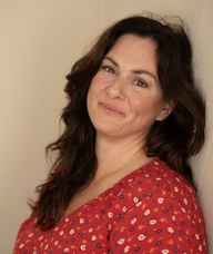 Book an Appointment with Laura Williams for Therapeutic Bodywork