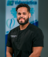 Book an Appointment with Dr. Giovanny Batista at Vidapráctica