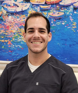 Book an Appointment with Dr. Adrián D. Quiñones at Vidapráctica - GHC