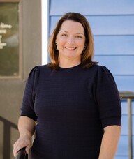 Book an Appointment with Lindsey Hess for Cranio-Sacral Therapy