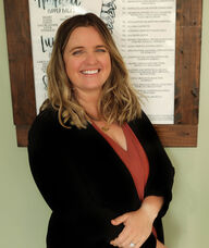 Book an Appointment with Hannah Rackley for Chiropractic