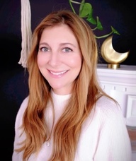 Book an Appointment with Kirsten Farabi for Acupuncture