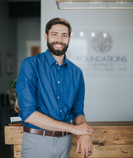 Book an Appointment with Dr. Benjamin Hennes for Chiropractic