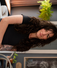 Book an Appointment with Lorna Skuraton for Discovery Call