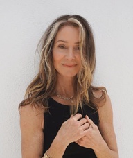 Book an Appointment with Claudia Matles for Pilates