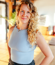 Book an Appointment with Toni Haugen for Acupuncture