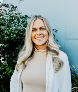 Book an Appointment with Meg Deiling at B.well tots Online