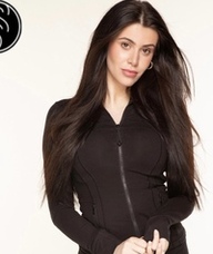 Book an Appointment with Laurel Friedman for Aesthetics