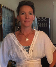 Book an Appointment with Laura Bell for Massage Therapy with Laura Bell